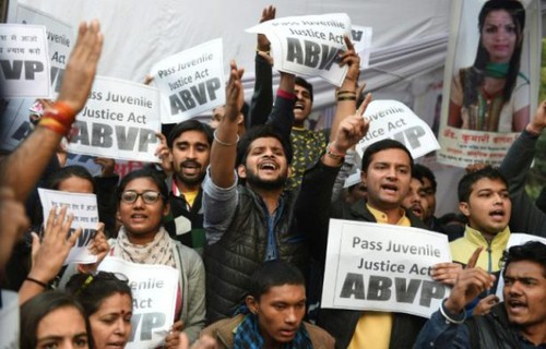 L'Inde alourdit les peines contre les jeunes coupables de «crimes odieux» - ảnh 1